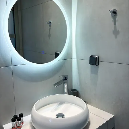 Bratis Keri