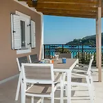 Apartament Bratis Keri