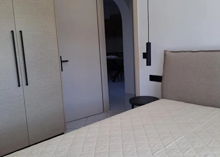 Apartament Bratis Keri